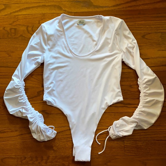 Oh Polly Long Sleeve bodysuit - Picture 1 of 3